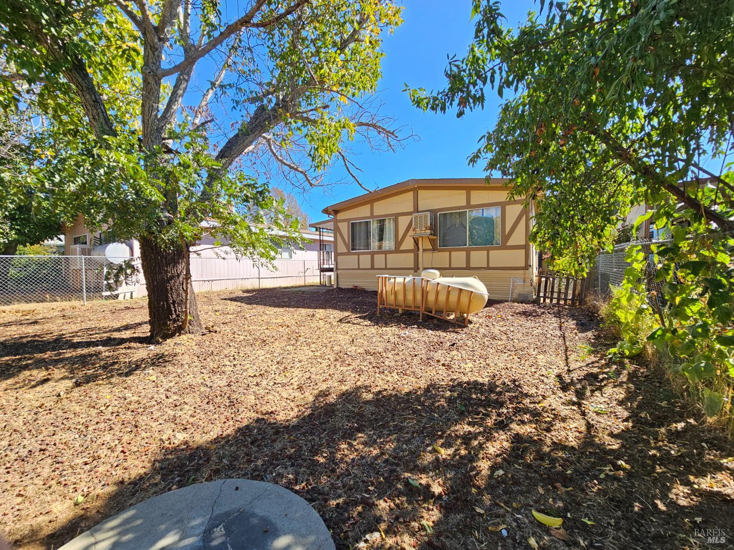 Detail Gallery Image 6 of 40 For 13924 Chestnut Ln, Clearlake Oaks,  CA 95423 - 2 Beds | 2 Baths