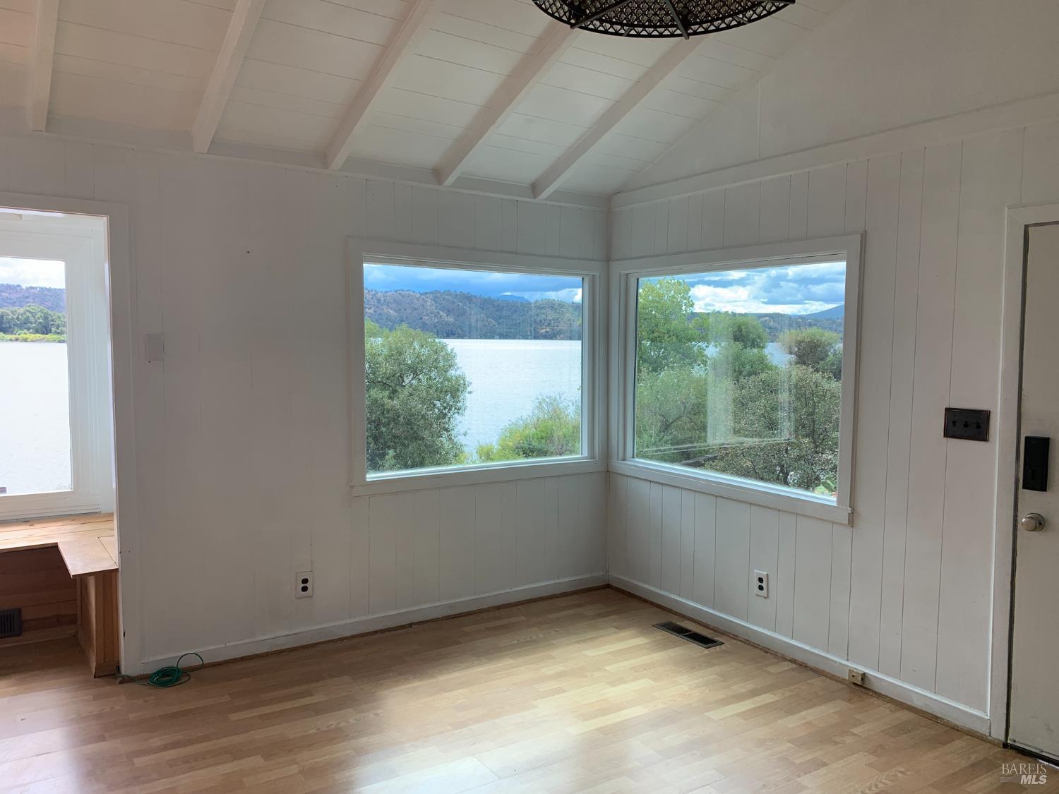 Detail Gallery Image 41 of 67 For 12140 E Highway 20 Hwy, Clearlake Oaks,  CA 95423 - 2 Beds | 2 Baths