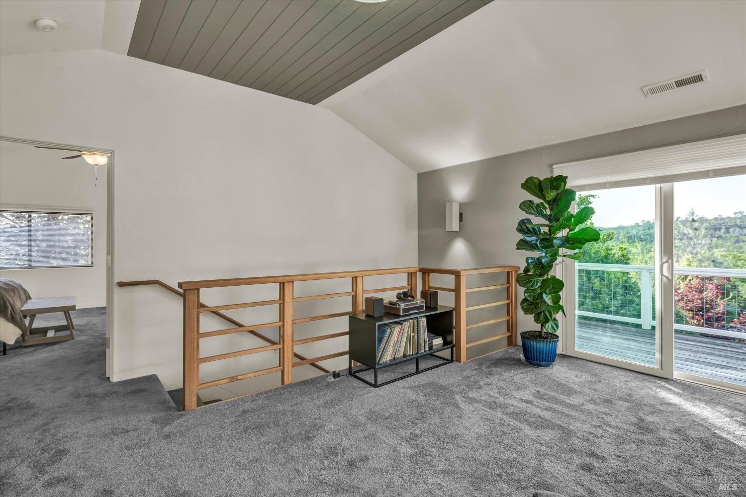 Detail Gallery Image 31 of 64 For 18222 Tigerwood Ct, Hidden Valley Lake,  CA 95467 - 4 Beds | 3 Baths