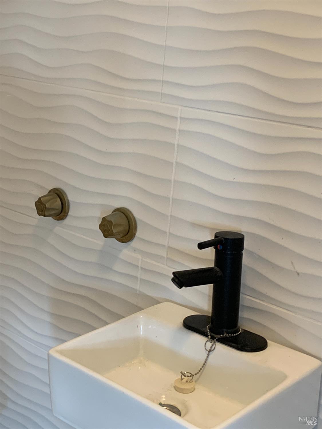 Detail Gallery Image 63 of 67 For 12140 E Highway 20 Hwy, Clearlake Oaks,  CA 95423 - 2 Beds | 2 Baths