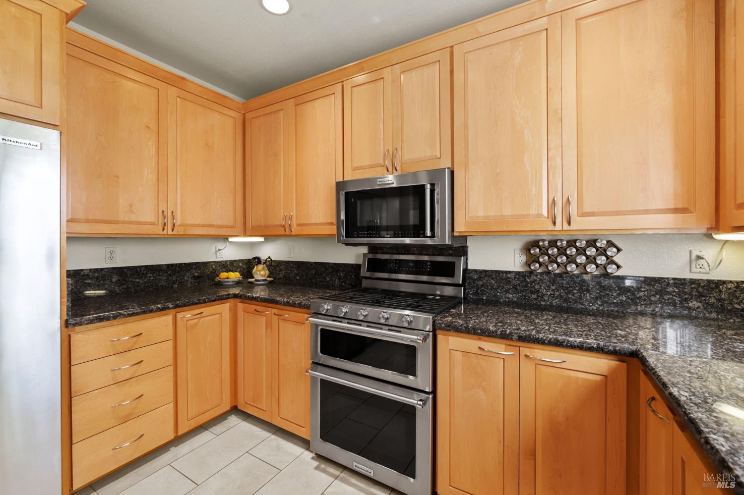 Detail Gallery Image 12 of 40 For 124 Baypoint Dr, San Rafael,  CA 94901 - 4 Beds | 2/1 Baths