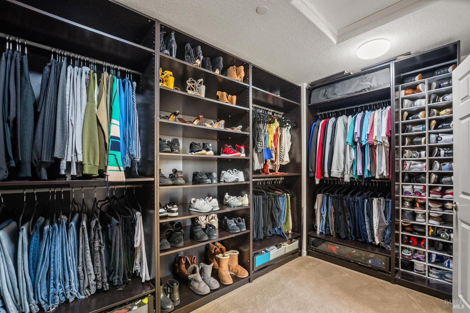 Detail Gallery Image 53 of 71 For 2437 Sanders Ln, Fairfield,  CA 94533 - 5 Beds | 4 Baths