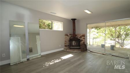 Detail Gallery Image 13 of 22 For 341 Lake St, Clearlake Oaks,  CA 95423 - 2 Beds | 2 Baths