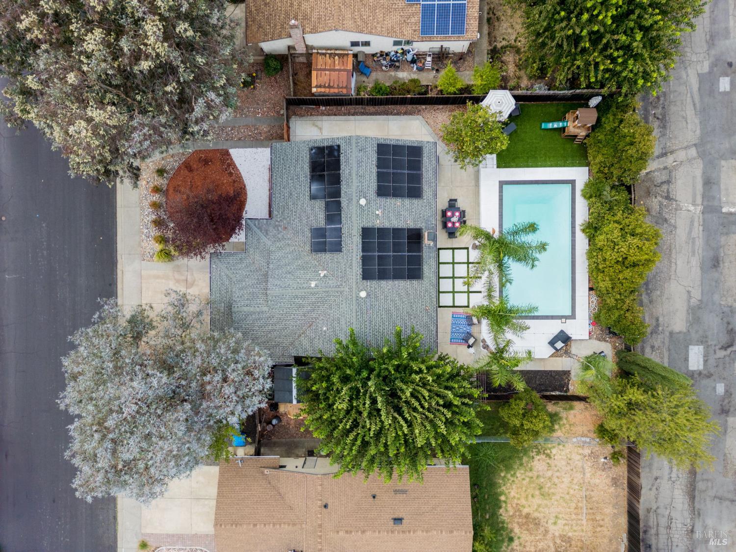 Detail Gallery Image 23 of 33 For 678 Claremont Dr, Vacaville,  CA 95687 - 3 Beds | 2 Baths