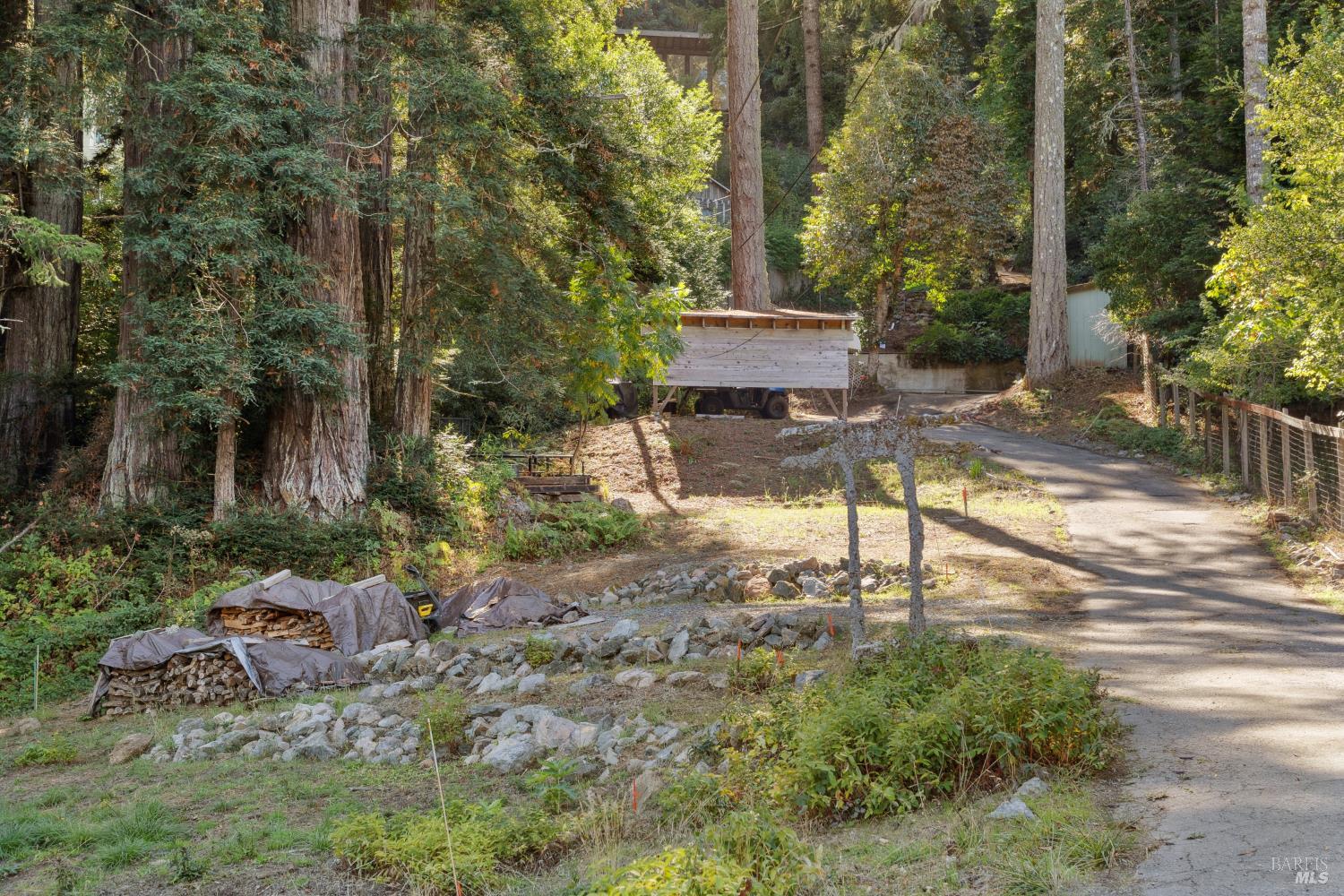 Detail Gallery Image 36 of 39 For 1 Tamarack Rd #B,  San Geronimo,  CA 94963 - 3 Beds | 2 Baths