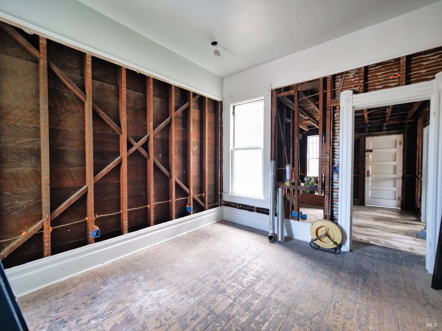 Detail Gallery Image 19 of 33 For 1014 Castro St, Oakland,  CA 94607 - – Beds | – Baths