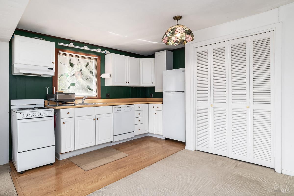 Detail Gallery Image 19 of 24 For 14 Fair Dr, San Rafael,  CA 94901 - 3 Beds | 3 Baths