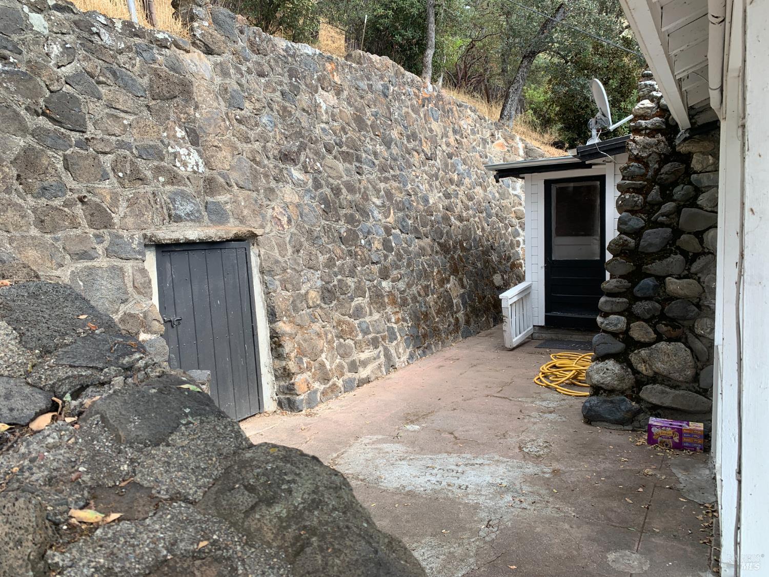 Detail Gallery Image 32 of 67 For 12140 E Highway 20 Hwy, Clearlake Oaks,  CA 95423 - 2 Beds | 2 Baths