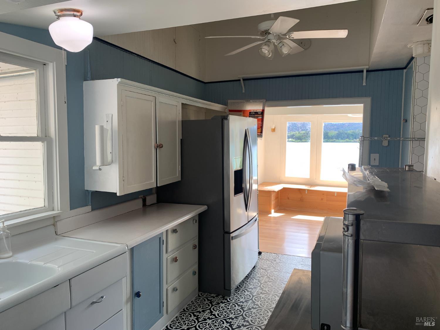 Detail Gallery Image 44 of 67 For 12140 E Highway 20 Hwy, Clearlake Oaks,  CA 95423 - 2 Beds | 2 Baths