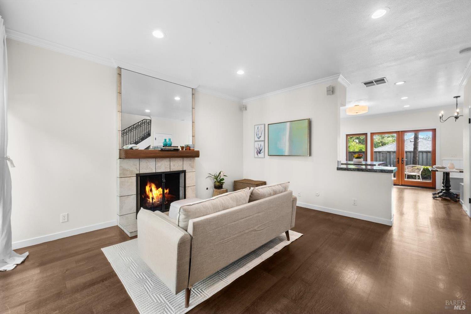 Detail Gallery Image 3 of 40 For 945 Hunt Ave, Saint Helena,  CA 94574 - 2 Beds | 2/1 Baths