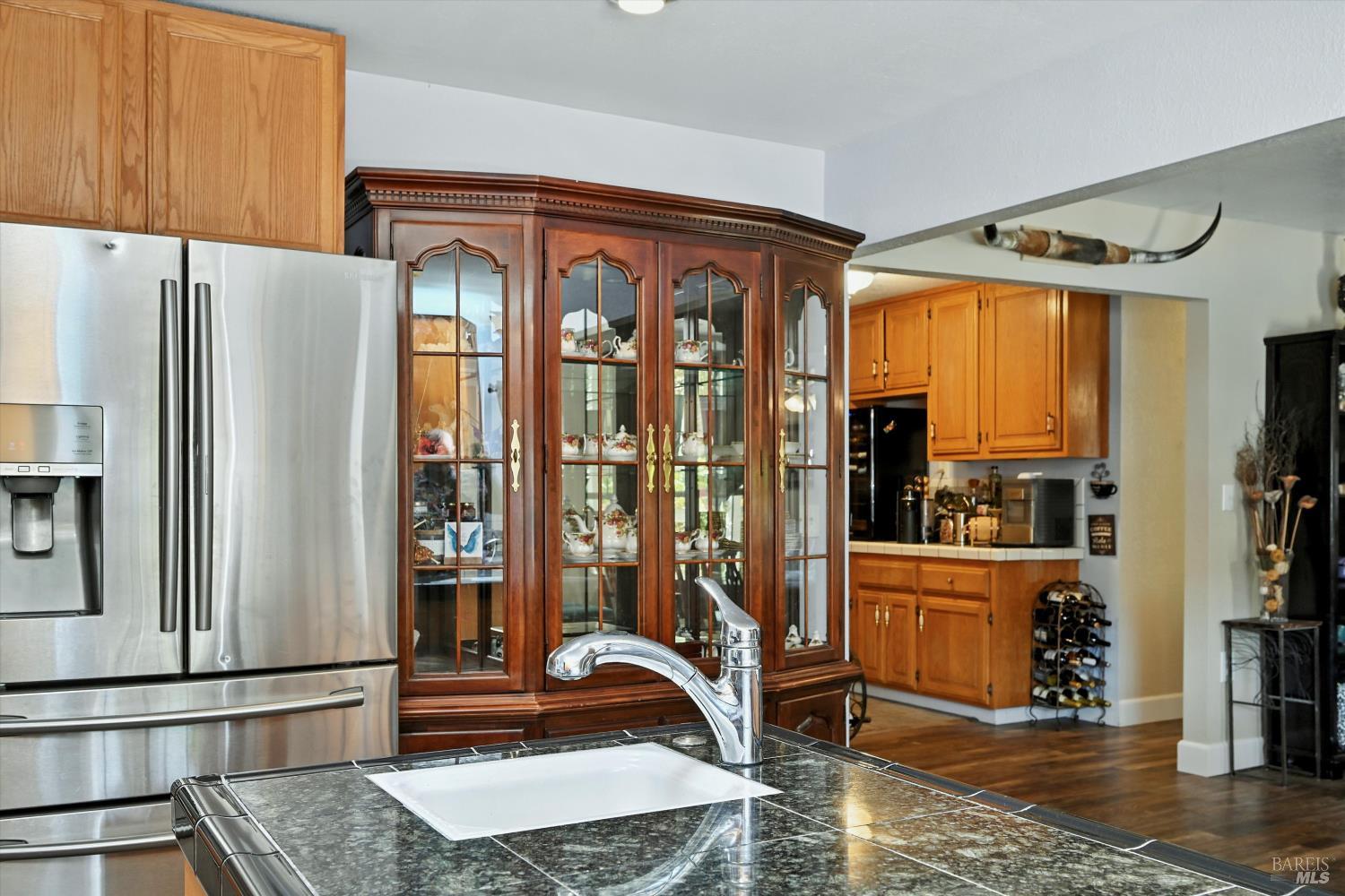 Detail Gallery Image 4 of 39 For 4397 Country Club Dr, Lucerne,  CA 95458 - 4 Beds | 2 Baths