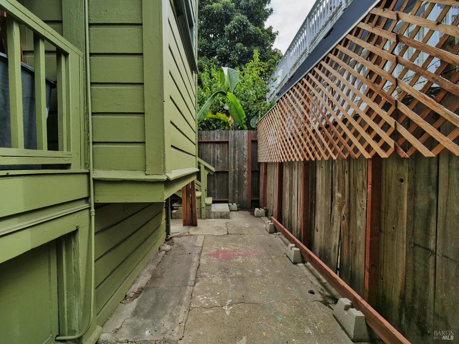 Detail Gallery Image 29 of 33 For 1014 Castro St, Oakland,  CA 94607 - – Beds | – Baths