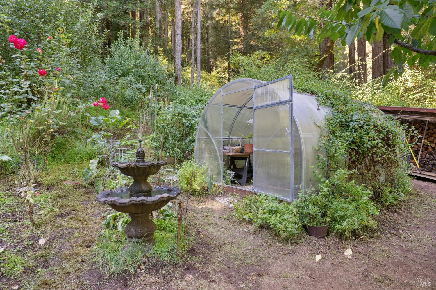 Detail Gallery Image 27 of 39 For 1 Tamarack Rd #B,  San Geronimo,  CA 94963 - 3 Beds | 2 Baths