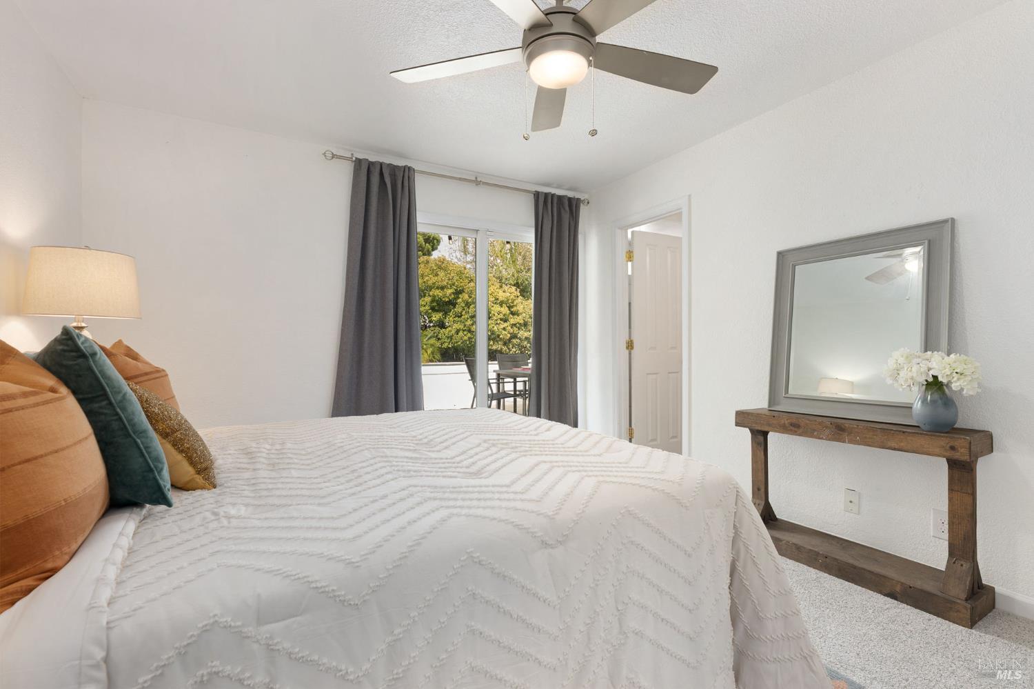 Detail Gallery Image 18 of 33 For 678 Claremont Dr, Vacaville,  CA 95687 - 3 Beds | 2 Baths