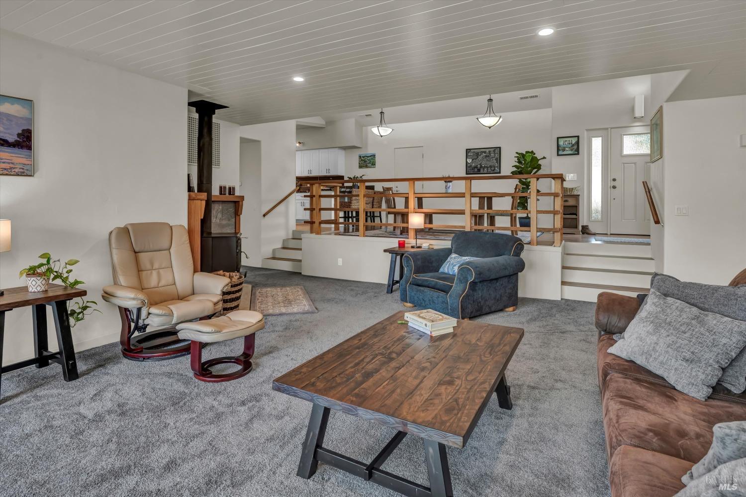 Detail Gallery Image 17 of 64 For 18222 Tigerwood Ct, Hidden Valley Lake,  CA 95467 - 4 Beds | 3 Baths