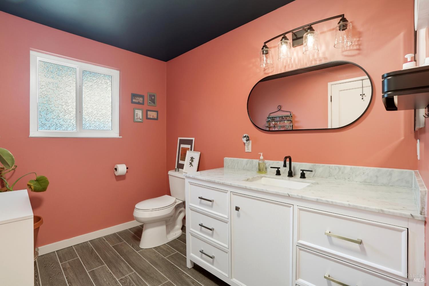 Detail Gallery Image 17 of 28 For 2830 Gillet Ave, Concord,  CA 94520 - 3 Beds | 2 Baths