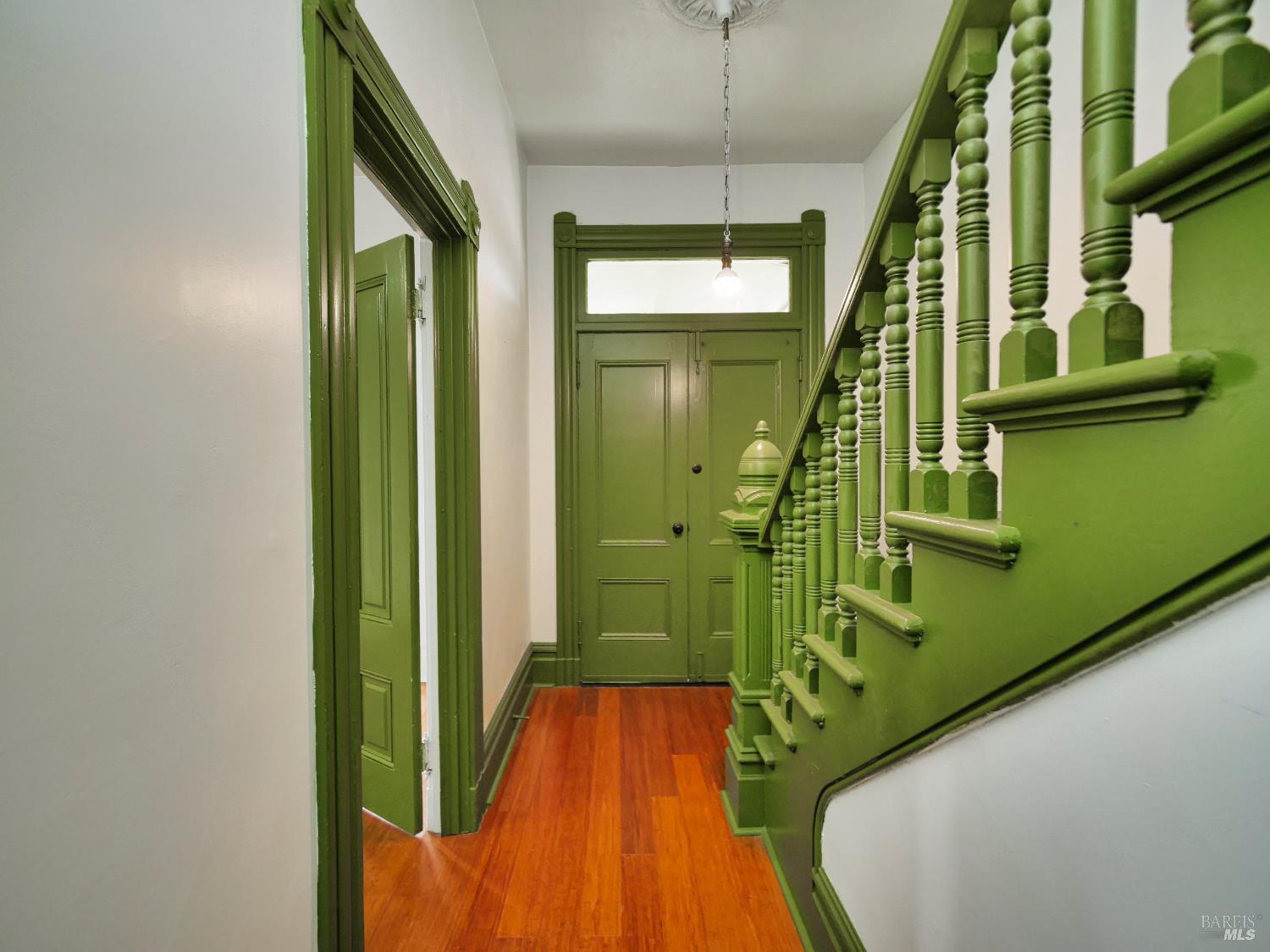 Detail Gallery Image 16 of 33 For 1014 Castro St, Oakland,  CA 94607 - – Beds | – Baths