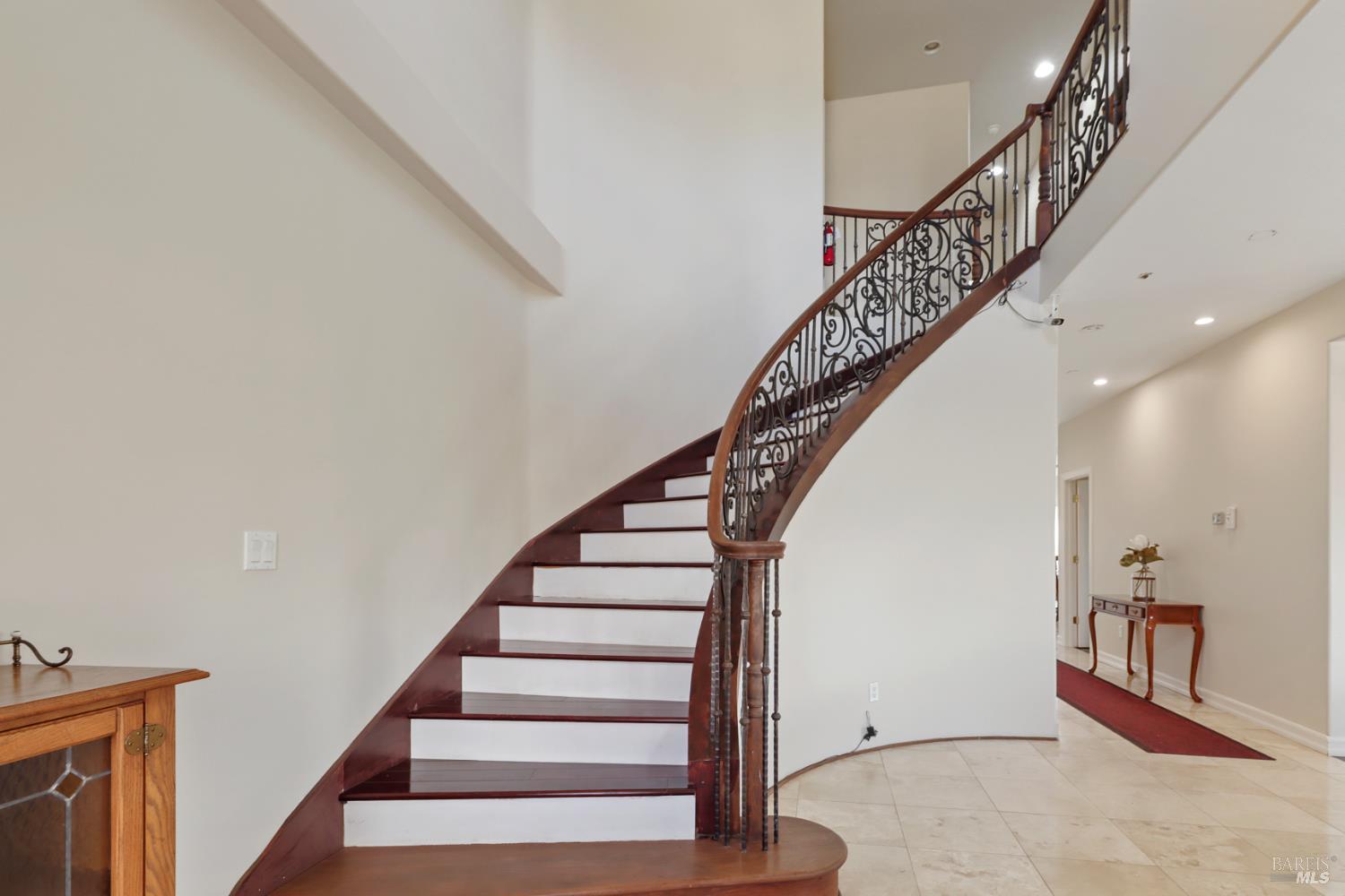 Detail Gallery Image 42 of 98 For 3945 Joslin Ln, Vacaville,  CA 95688 - 6 Beds | 5/4 Baths