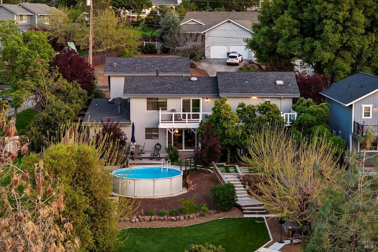 Detail Gallery Image 60 of 64 For 18222 Tigerwood Ct, Hidden Valley Lake,  CA 95467 - 4 Beds | 3 Baths