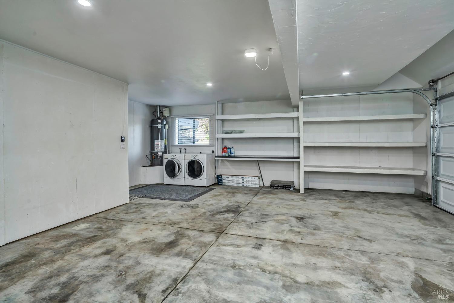 Detail Gallery Image 40 of 64 For 18222 Tigerwood Ct, Hidden Valley Lake,  CA 95467 - 4 Beds | 3 Baths