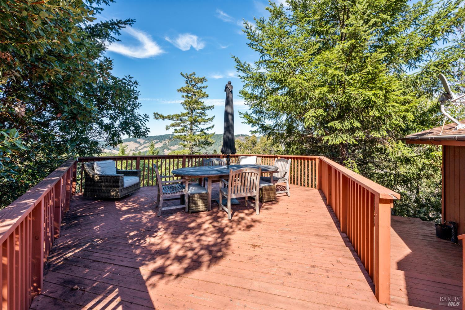 Detail Gallery Image 19 of 23 For 16460 Walker Lake Rd, Willits,  CA 95490 - 3 Beds | 1 Baths