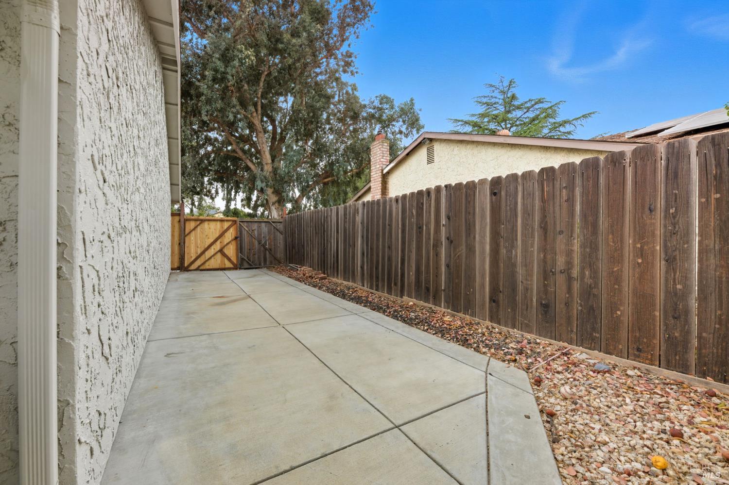 Detail Gallery Image 29 of 33 For 678 Claremont Dr, Vacaville,  CA 95687 - 3 Beds | 2 Baths