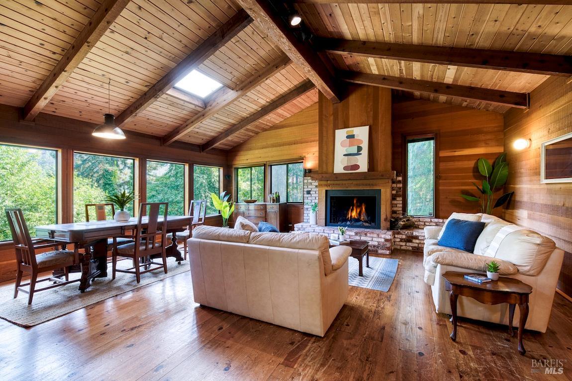 Detail Gallery Image 12 of 44 For 21684 Starrett Hill Dr, Monte Rio,  CA 95462 - 3 Beds | 1 Baths