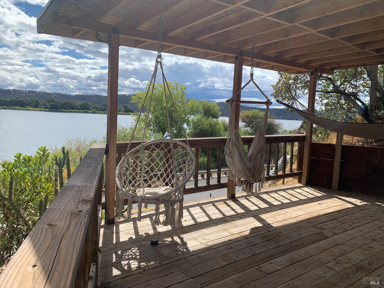 Detail Gallery Image 26 of 67 For 12140 E Highway 20 Hwy, Clearlake Oaks,  CA 95423 - 2 Beds | 2 Baths