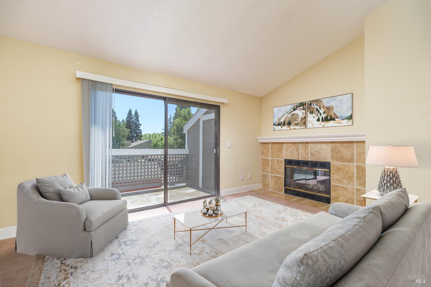 Detail Gallery Image 4 of 20 For 346 Eastridge Dr, San Ramon,  CA 94582 - 1 Beds | 1 Baths
