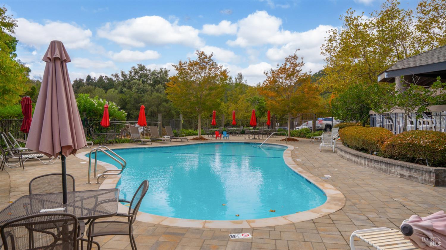 Detail Gallery Image 28 of 30 For 19 Burdell Ct, Novato,  CA 94949 - 2 Beds | 1/1 Baths