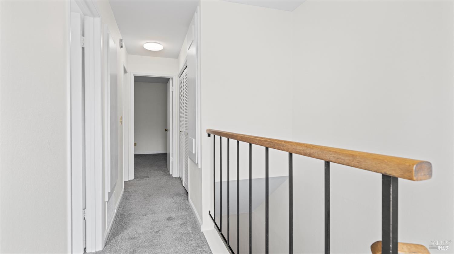 Detail Gallery Image 15 of 30 For 19 Burdell Ct, Novato,  CA 94949 - 2 Beds | 1/1 Baths