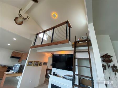 Detail Gallery Image 13 of 28 For 12155 Mesa Ct, Clearlake Oaks,  CA 95423 - 1 Beds | 1/1 Baths