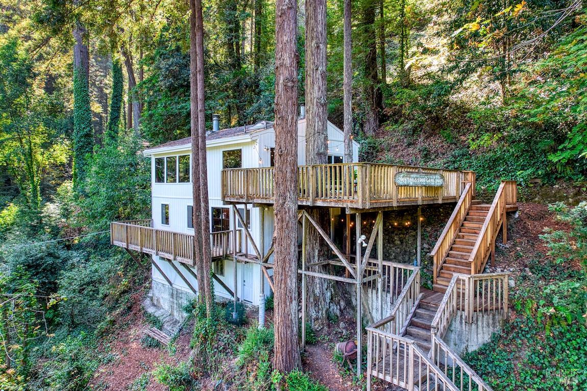 Detail Gallery Image 10 of 44 For 21684 Starrett Hill Dr, Monte Rio,  CA 95462 - 3 Beds | 1 Baths