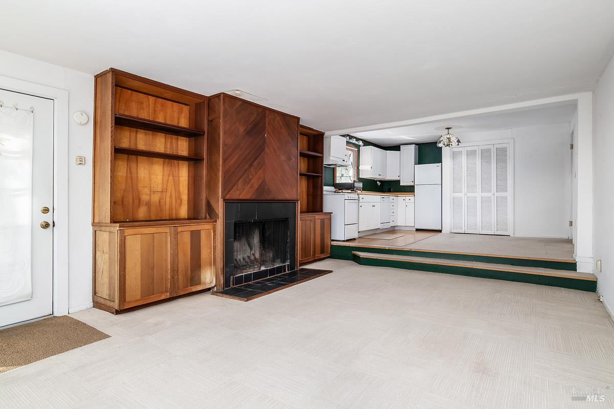 Detail Gallery Image 18 of 24 For 14 Fair Dr, San Rafael,  CA 94901 - 3 Beds | 3 Baths