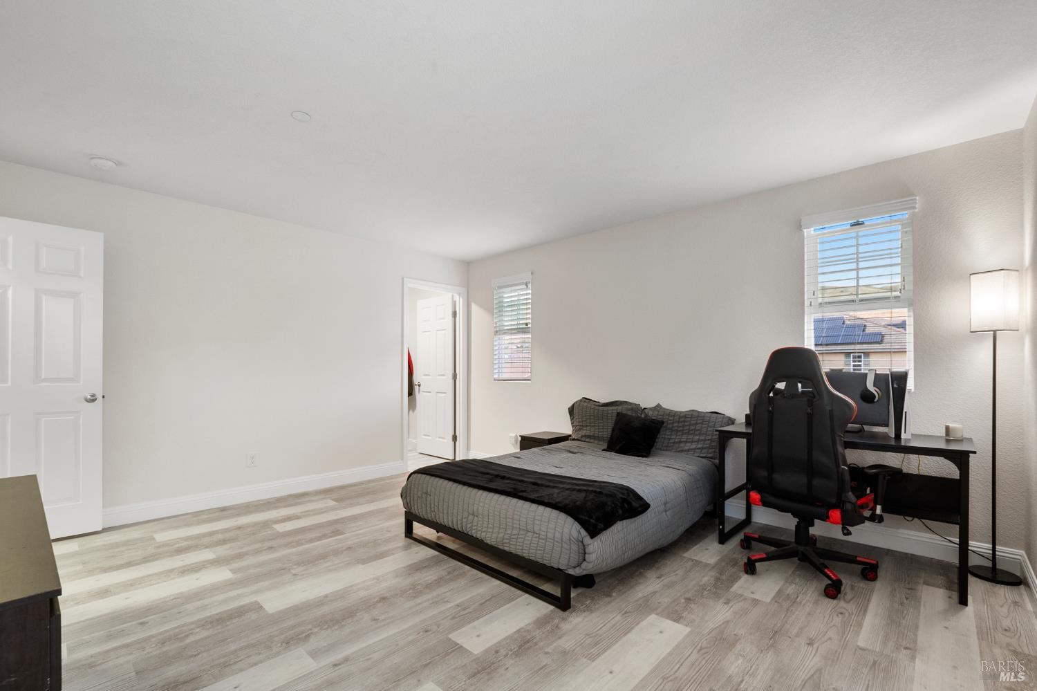 Detail Gallery Image 38 of 71 For 2437 Sanders Ln, Fairfield,  CA 94533 - 5 Beds | 4 Baths