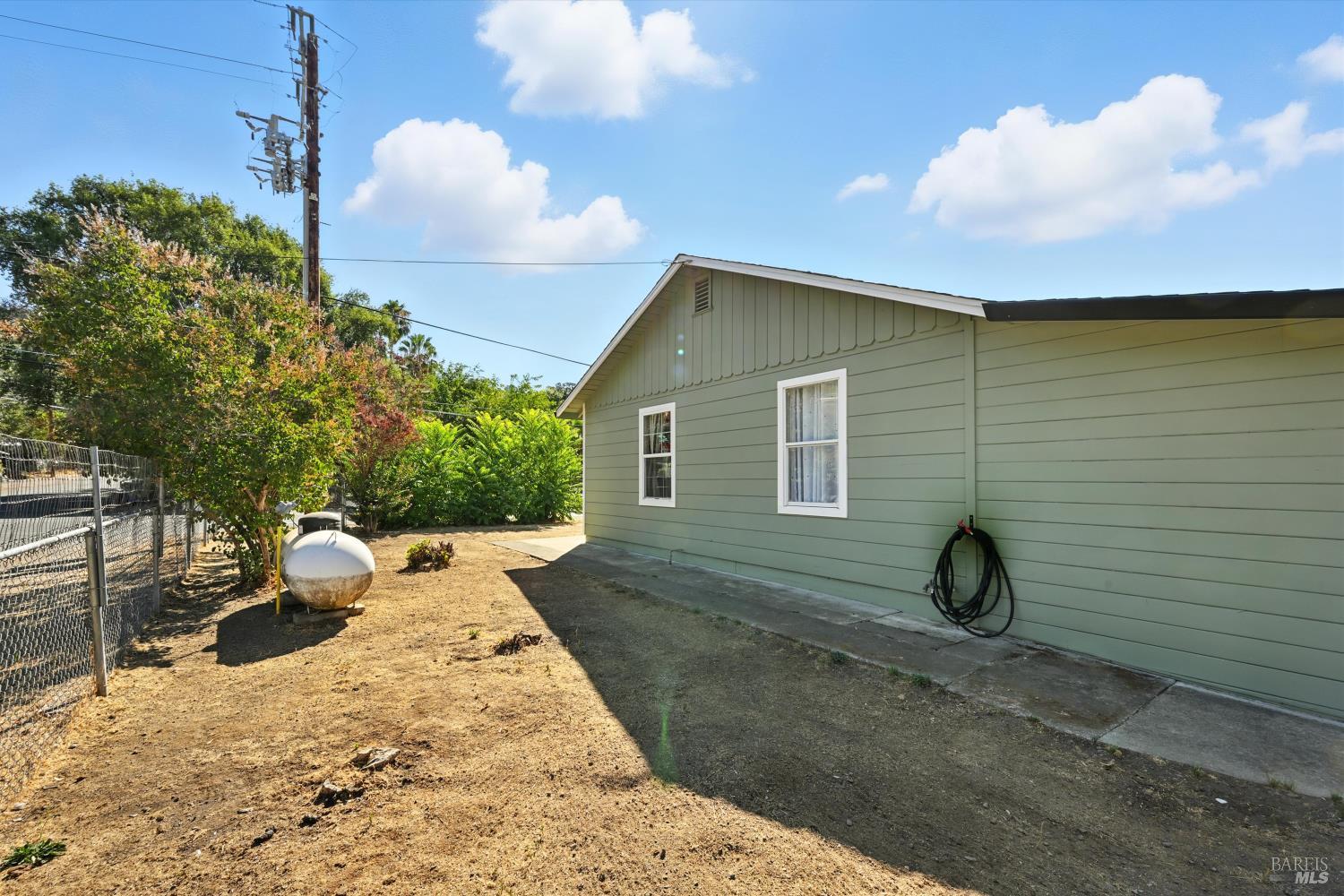 Detail Gallery Image 27 of 39 For 4397 Country Club Dr, Lucerne,  CA 95458 - 4 Beds | 2 Baths