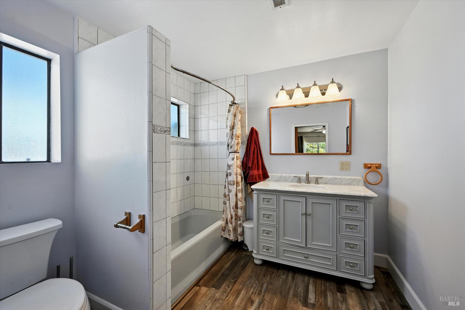 Detail Gallery Image 16 of 39 For 4397 Country Club Dr, Lucerne,  CA 95458 - 4 Beds | 2 Baths