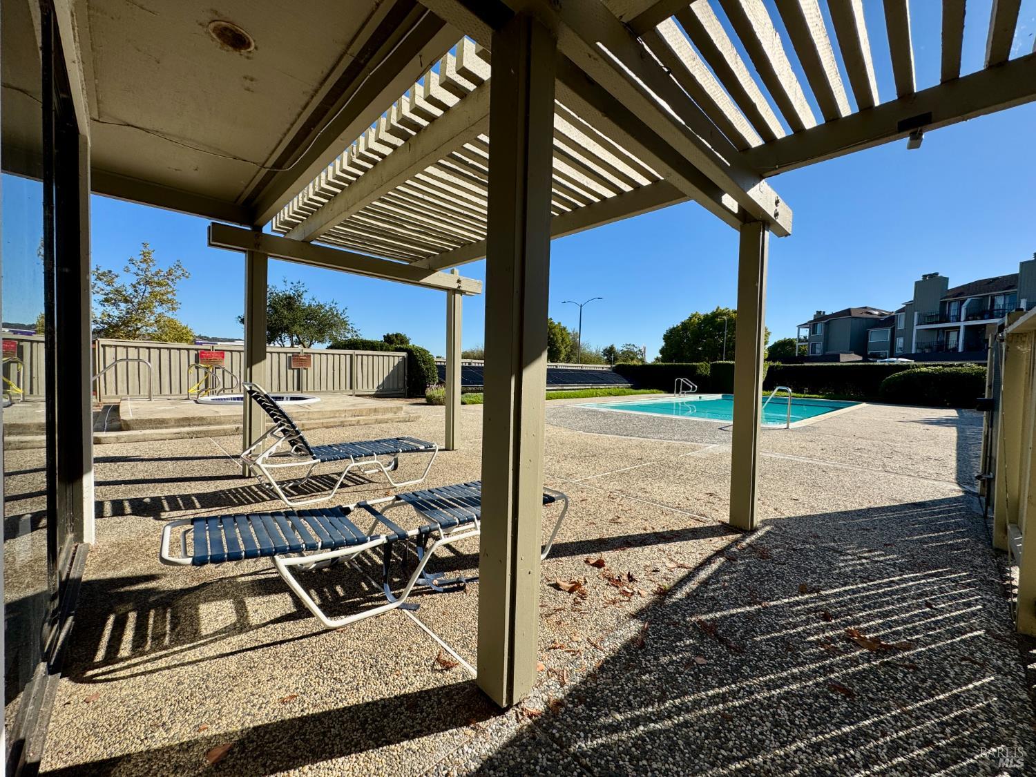 Detail Gallery Image 56 of 65 For 58 Scottsdale Way, Novato,  CA 94945 - 2 Beds | 1/1 Baths