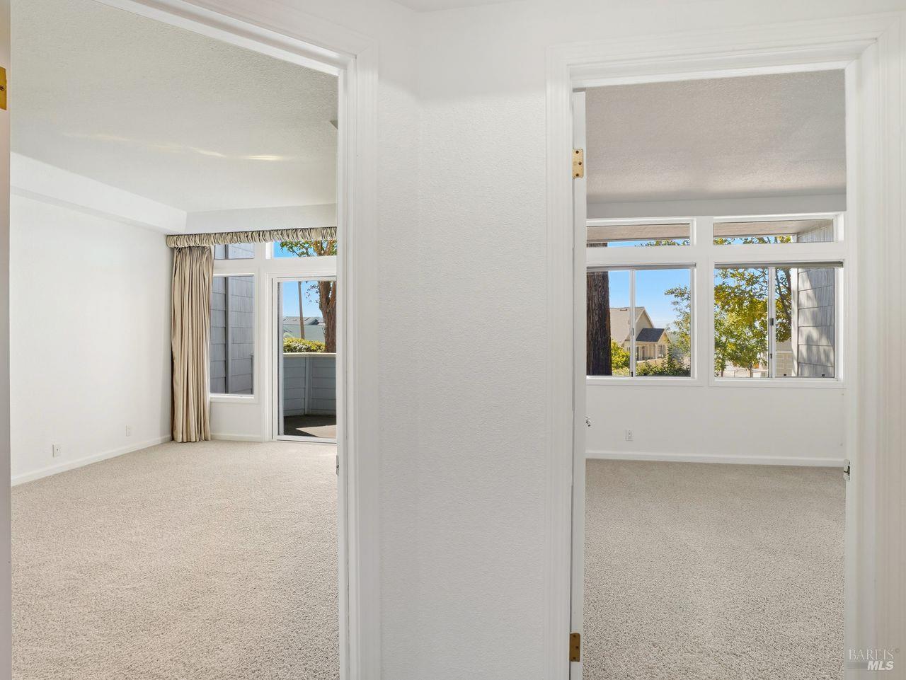 Detail Gallery Image 30 of 46 For 2131 Stonefield Ln, Santa Rosa,  CA 95403 - 2 Beds | 2/1 Baths