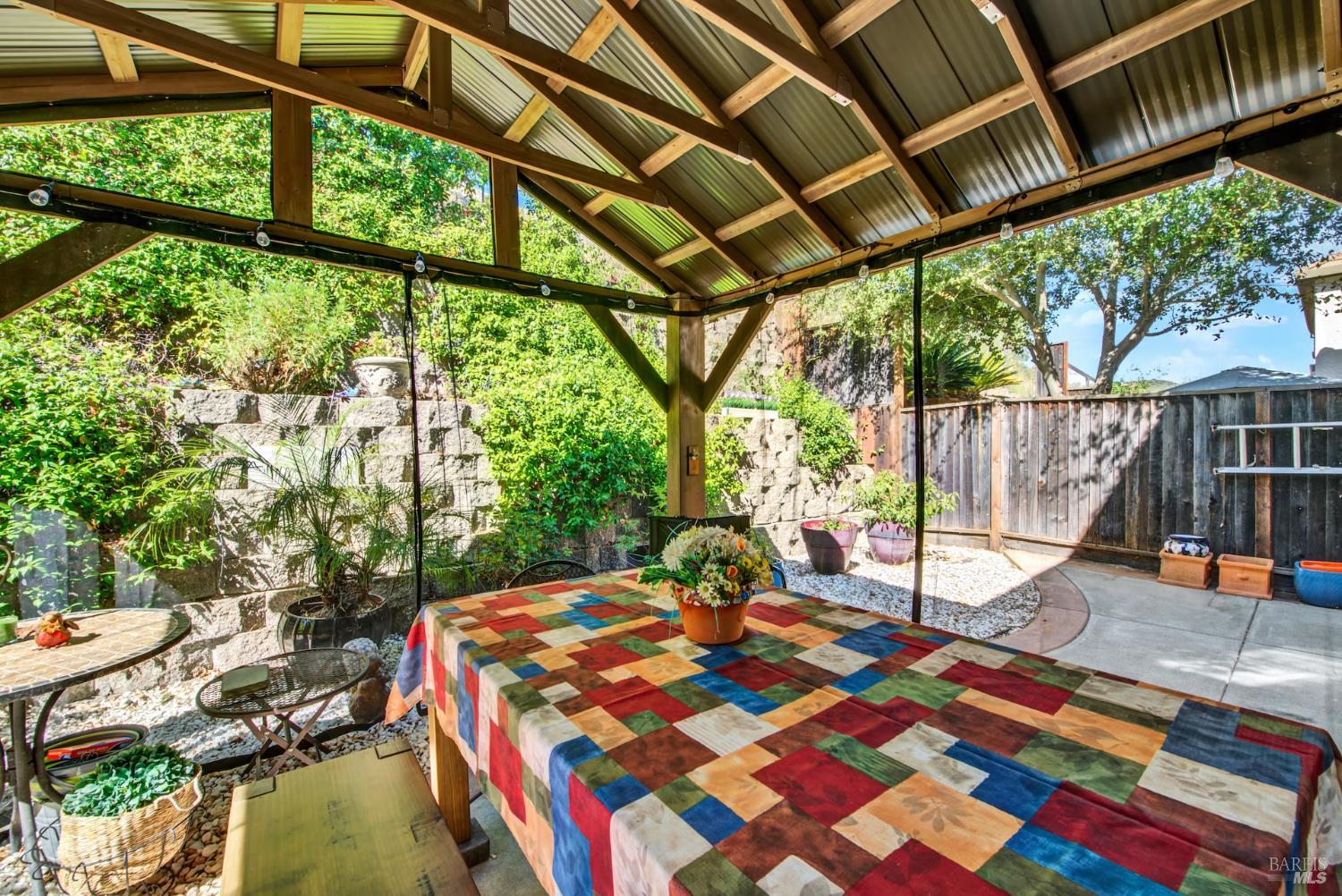 Detail Gallery Image 48 of 51 For 571 Citrine Cir, Fairfield,  CA 94534 - 3 Beds | 2/1 Baths