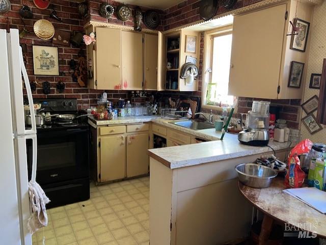 Detail Gallery Image 7 of 24 For 209 San Marino Ave, Vallejo,  CA 94589 - 3 Beds | 1 Baths