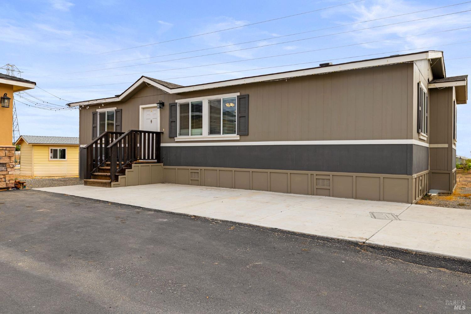 Detail Gallery Image 4 of 56 For 4203 Independence Ln, Vacaville,  CA 95688 - 3 Beds | 2 Baths