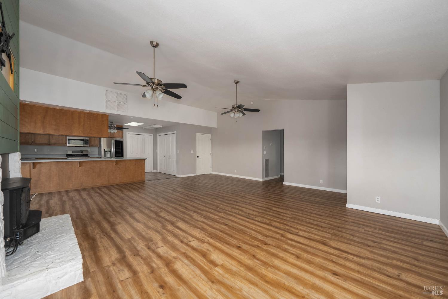 Detail Gallery Image 10 of 40 For 27180 Oriole Dr, Willits,  CA 95490 - 4 Beds | 2 Baths