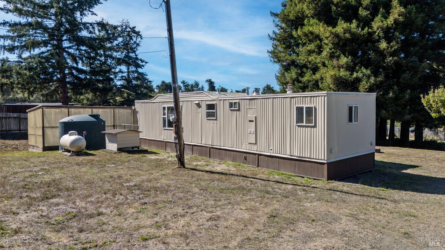 Detail Gallery Image 14 of 25 For 16700 Mitchell Creek Dr, Fort Bragg,  CA 95437 - 2 Beds | 1 Baths