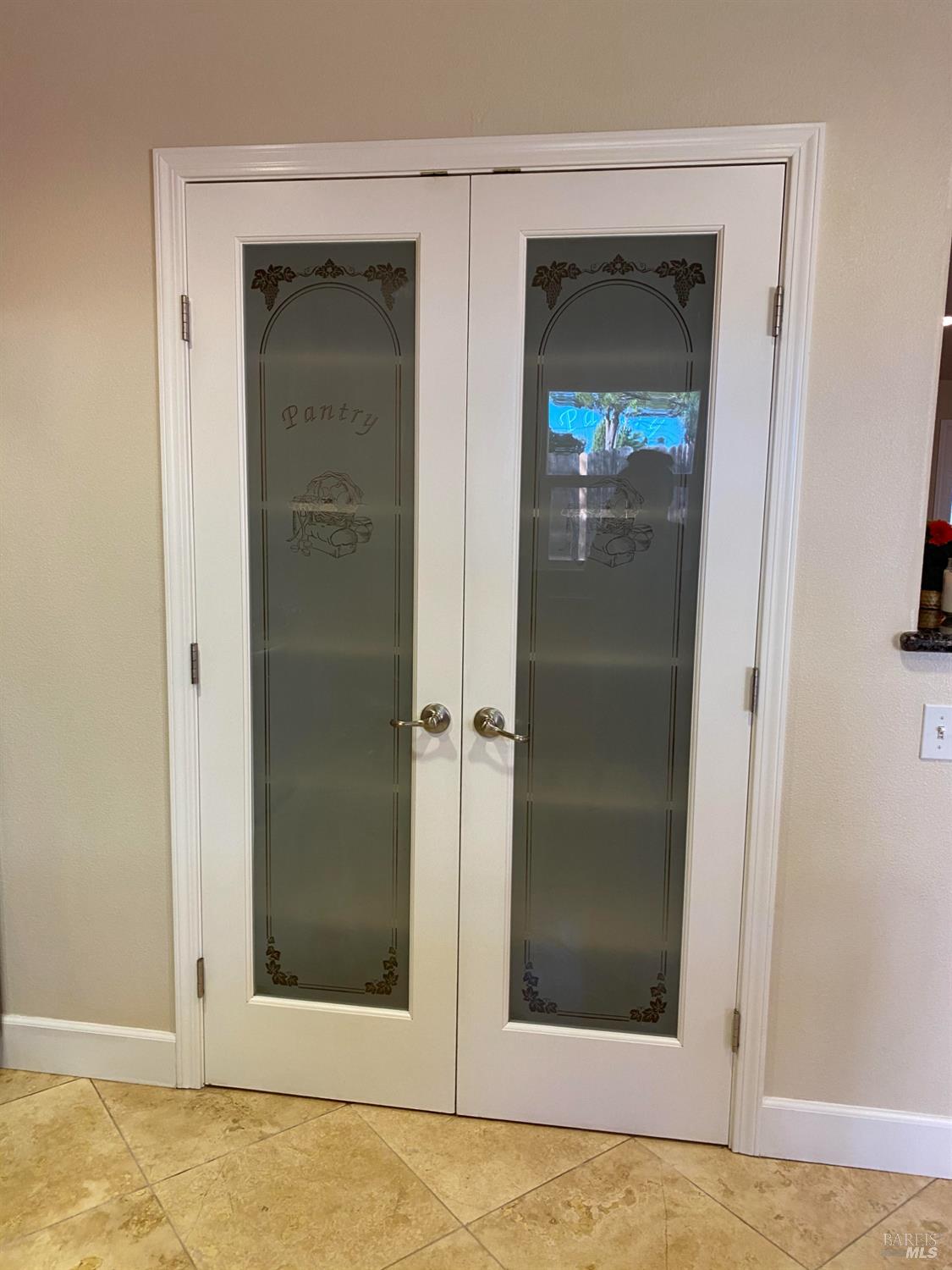 Detail Gallery Image 4 of 19 For 10178 El Dorado Way, Kelseyville,  CA 95451 - 3 Beds | 2 Baths