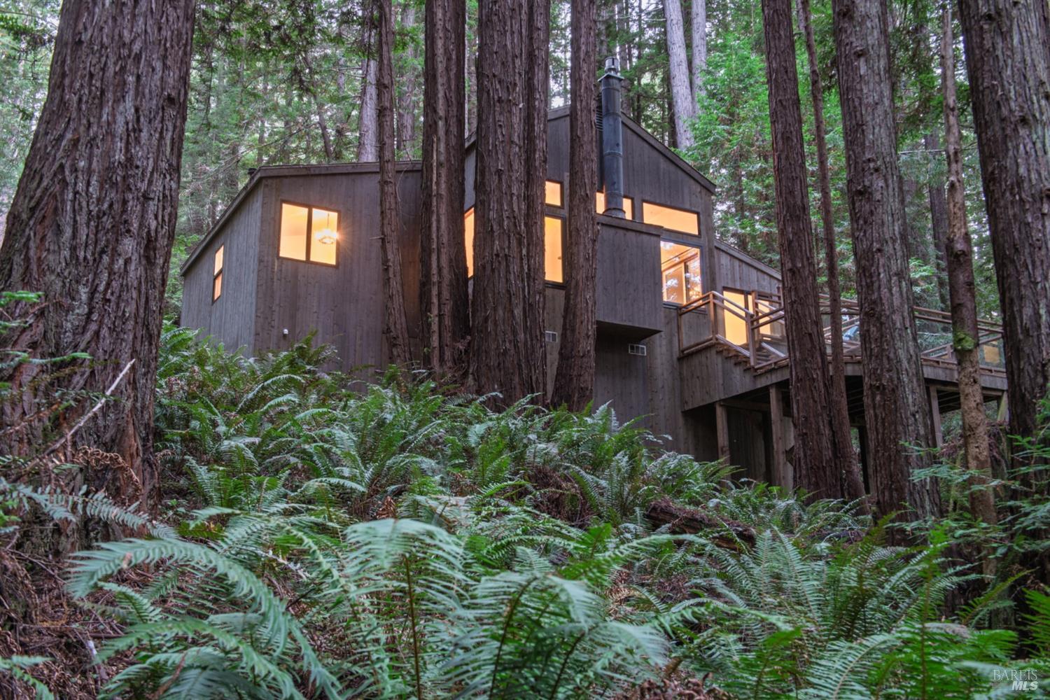 Detail Gallery Image 4 of 34 For 1101 River Beach Rd, The Sea Ranch,  CA 95497 - 2 Beds | 2 Baths