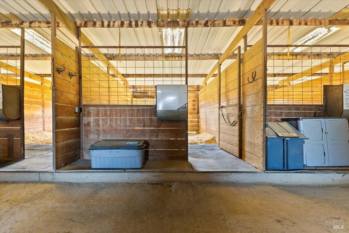 Detail Gallery Image 10 of 65 For 497 Laguna Vista Rd, Santa Rosa,  CA 95401 - 3 Beds | 2 Baths