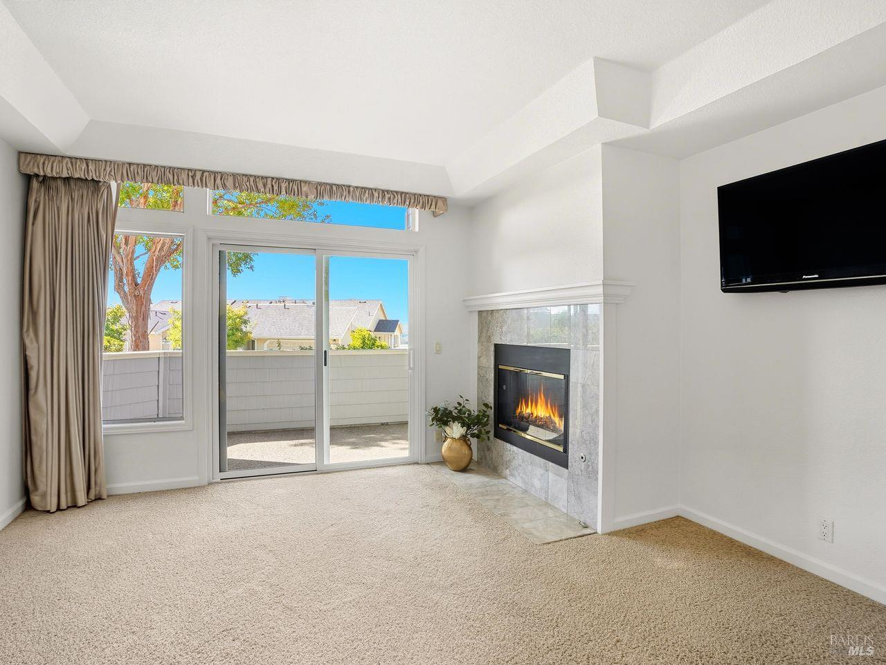 Detail Gallery Image 33 of 46 For 2131 Stonefield Ln, Santa Rosa,  CA 95403 - 2 Beds | 2/1 Baths