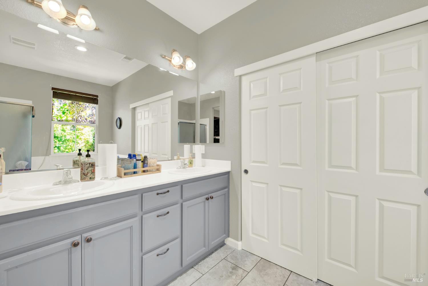 Detail Gallery Image 30 of 51 For 571 Citrine Cir, Fairfield,  CA 94534 - 3 Beds | 2/1 Baths