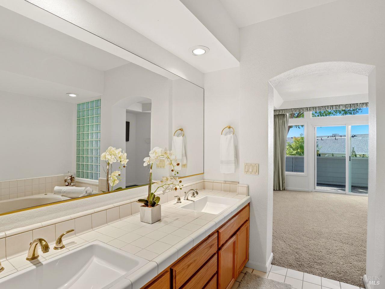 Detail Gallery Image 37 of 46 For 2131 Stonefield Ln, Santa Rosa,  CA 95403 - 2 Beds | 2/1 Baths